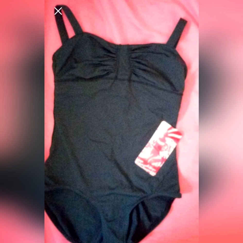 NWT women's size 8 Leotard
